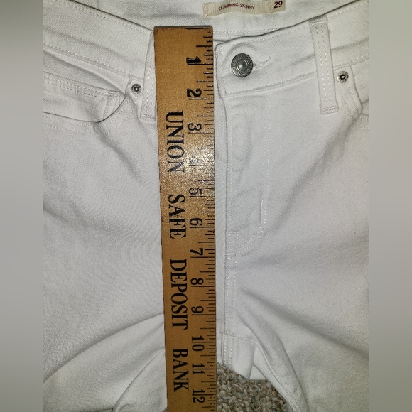Levi’s Slimming Skinny Jeans Sz 29 - Picture 9 of 16